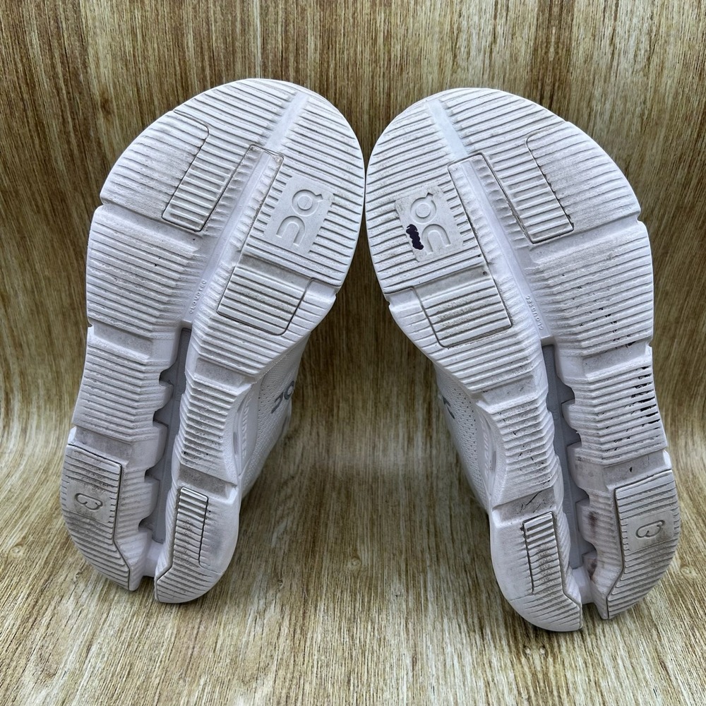On Cloud Cloudnova Women's Size 6.5 White Mesh Sneakers Shoes Athletic - Picture 8 of 10